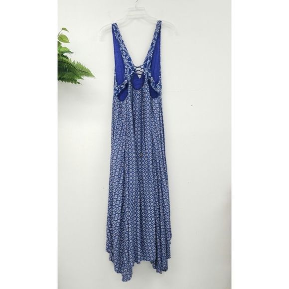 Lulu's Coastal Composure Maxi Dress Size Small - Picture 11 of 15